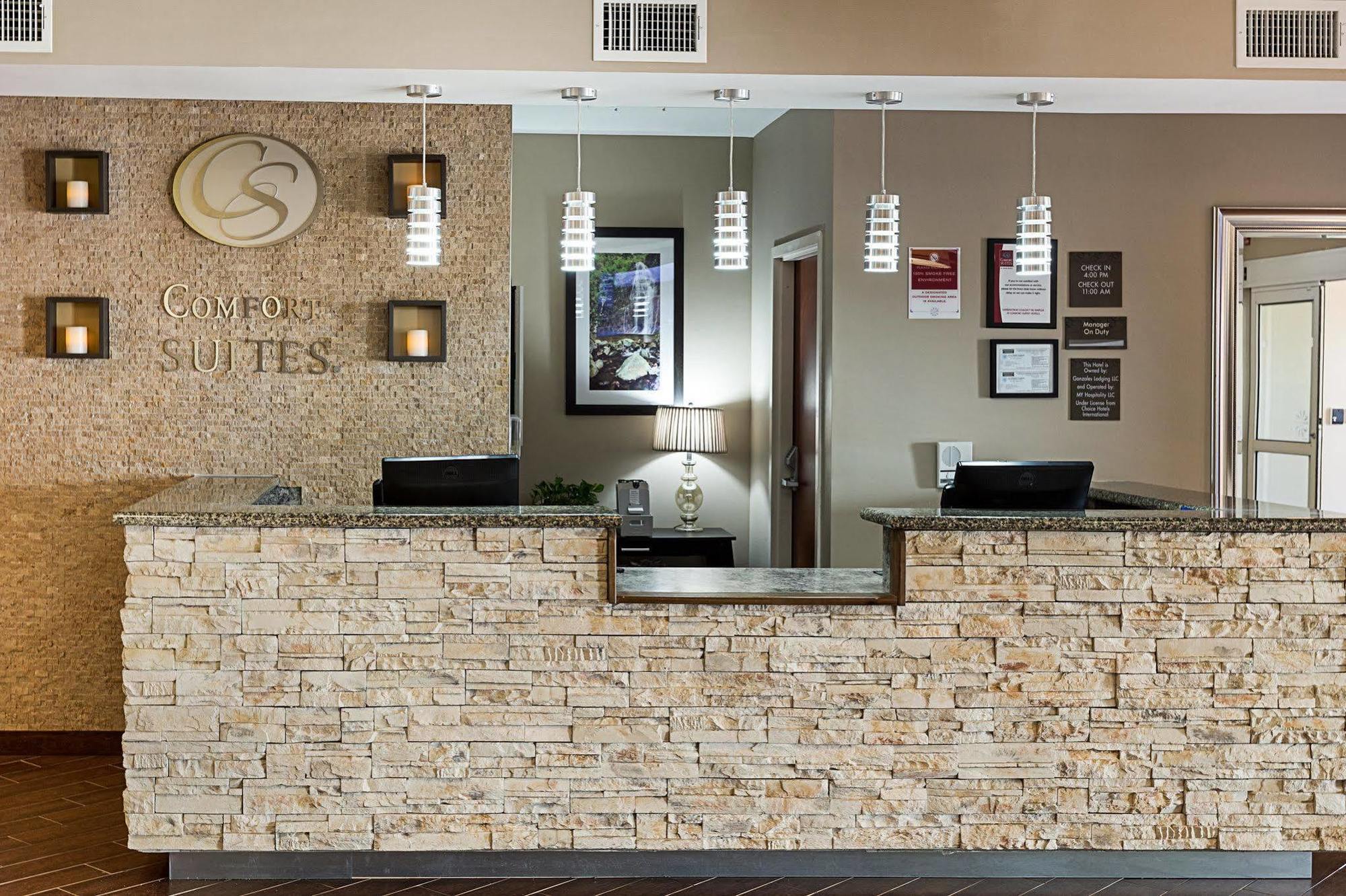 Comfort Suites Near Tanger Outlet Mall Gonzales Exterior foto